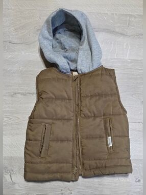 Kids Hooded Puffer Vest in Olive with Gray Lined Hood